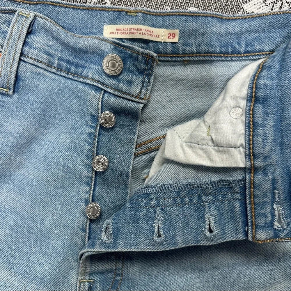 Levis Ribcage Straight Ankle Jeans in  Blue Sz 29 - Picture 7 of 13